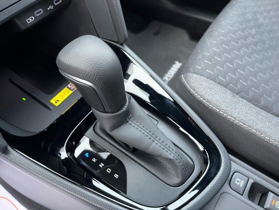 TOYOTA YARIS CROSS Yaris Cross Hybride-020.jpg